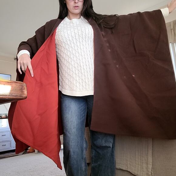 Louis Feraud Chocolate Brown New Wool Poncho Blanket Shawl Cape - Picture 2 of 5